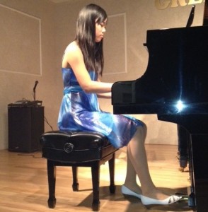 Carmel Valley San Diego Community | Students Thrive in Private Music Lessons | Angelina Hardy