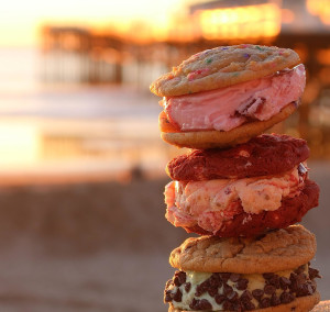 Carmel Valley San Diego Community | Robin Edwards | Baked Bear Ice Cream Sandwiches